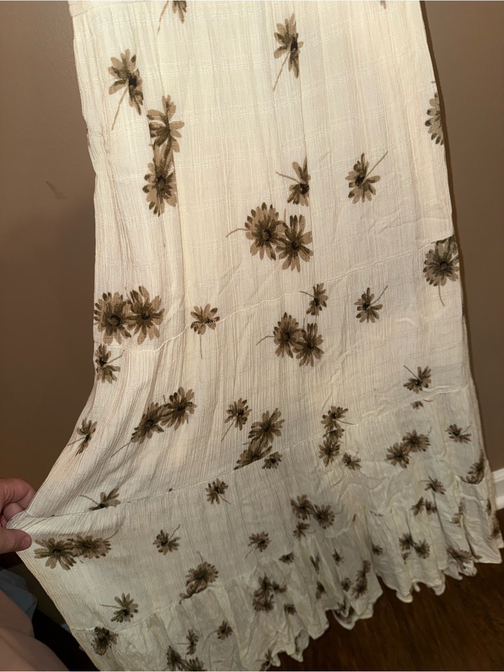 Vici White Linen Open Back Dress with Floral Print - Picture 2 of 6